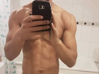 Damien_Johnson
