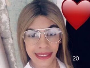 Daniela_smith20