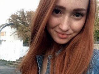 DorisRedHead