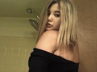 Elena_Riley