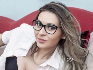 EllaBella22