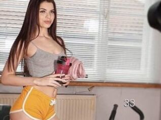 EmilyMayers33