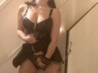 Emily_PlaysForYou