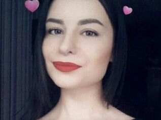 Evelina_Hot