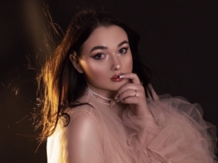 Elizamaris