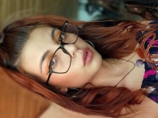 Emily_petite