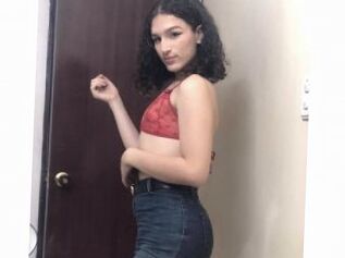 Escarlet_yourfantasy