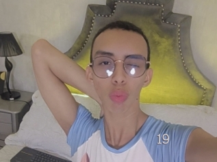 Ethancoxx19