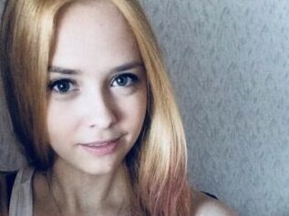GoldenPussy_
