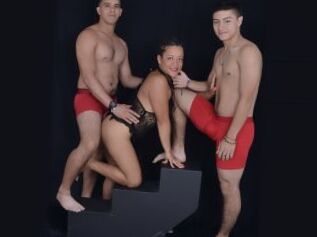 GroupHornyxxx