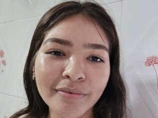 Girllekaro