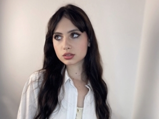 Gladyshastey