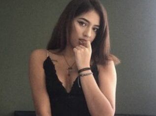 Hailey_Clayton