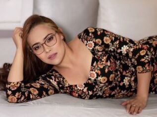Hanna_Mills