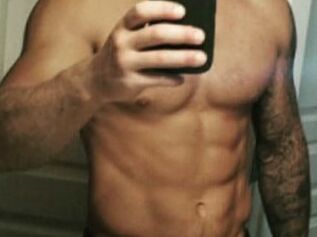 HipThrustin_JUSTIN