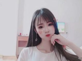 Hlin_sexy