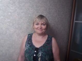 HolesBigGranny