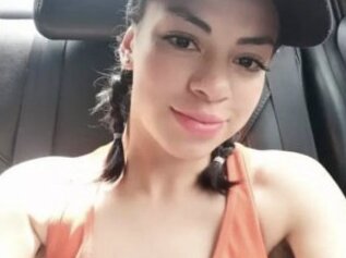 Hollyjonnesx