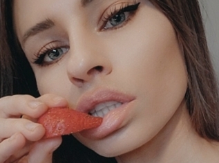 Holykhloe