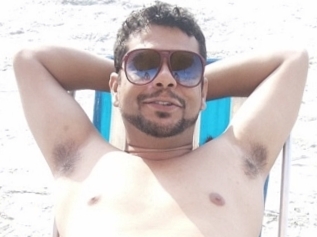 Hornybeachboy