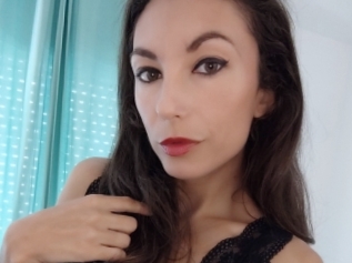 Ivonnehilton