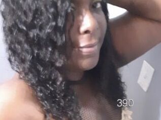 JuicyPeach390