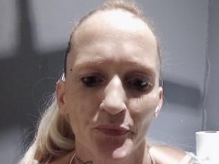 Juicywetluciouslilly