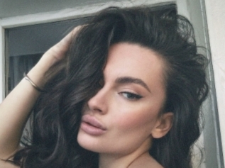 Julianaacomb