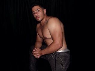 KYLER_BIG_COCK