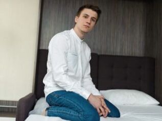 LUKAS_KROSS