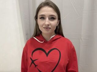 Lava_Vicky