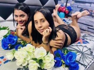 LesbiansHotGirls