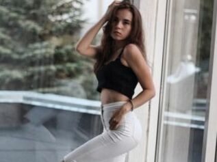 LylaBuxom