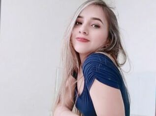 Leah_teen