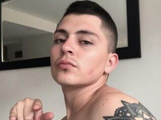 Logan_sexyman