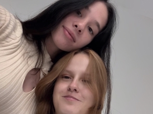 Lorettaandkatie