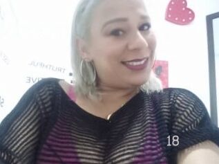Lupita_wild18