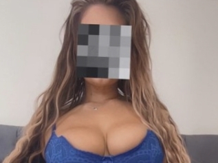 Luscious_laura