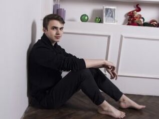 MARTIN_MAYER