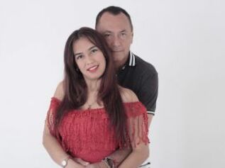 MatureAndGirl