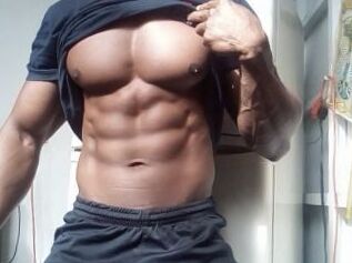 MaximeMuscleHard
