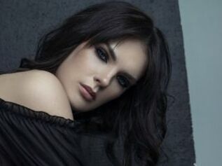 MayaCharming