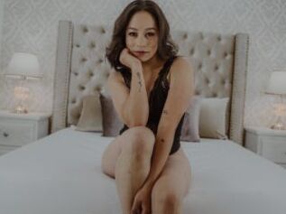 Megan_Brook