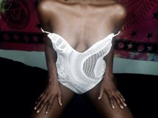 Melanatedessence