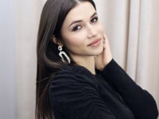 MelanieMortimer
