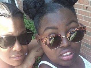 Melanie_and_Elizabeth