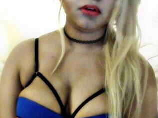 Mia_Mania