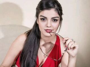 MiaXXXQueen