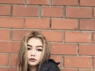 Mia_Beller