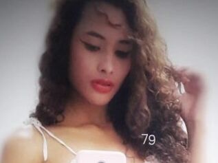Mia_Nix79